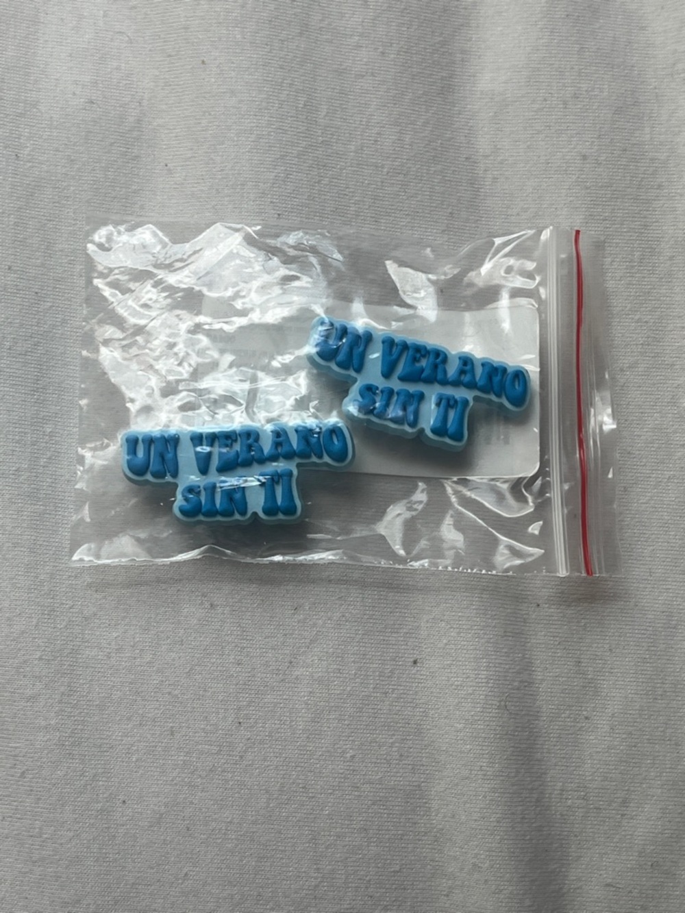 NWT Set of 2 Un Verano Sin Ti Bad Bunny Shoe Charms for Crocs